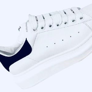 Alexander McQueen Extended Sole Snekaer